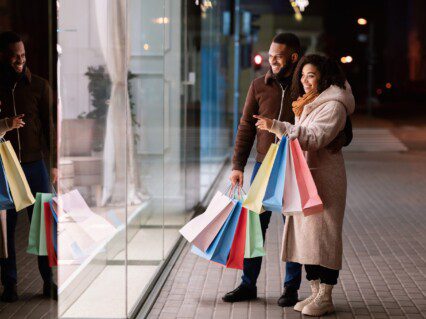 Przygotuj się na Black Friday i wykorzystaj e‑mail marketing. Poznaj strategię, która zadziała